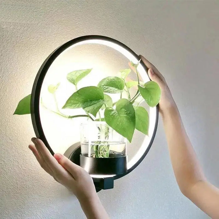 Botanical Wall Light - wandlamp met plant voor stijlvolle verlichting Finn Brands