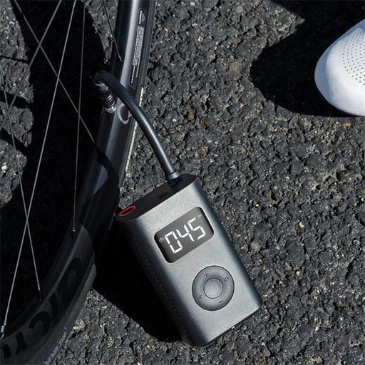 Draagbare luchtcompressor - Efficiënte en compacte inflator met LED-licht en ingebouwde batterij Finn Brands