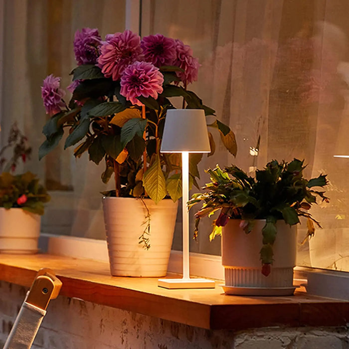 LumiGlow | Draagbare LED Tafellamp | Oplaadbaar | Vintage Stijl | Sfeervol Nachtlampje