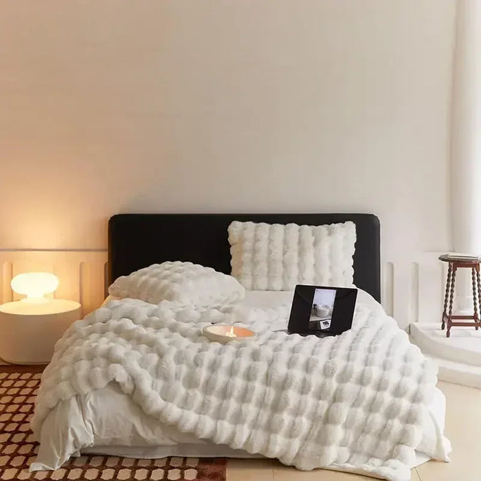 LuxFluff | Pluizige Faux Fur Deken | Draagbaar en Comfortabel | Ultieme Warmte