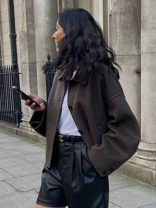 AURORA | Stijlvolle Trend: Cropped Coat voor Dames in de Herfst en Winter