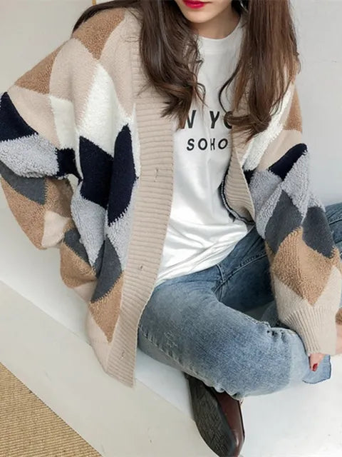 KNUSCARDI | Oversized geblokte dames trui | Stijlvolle knoopsluiting | Warm en modieus