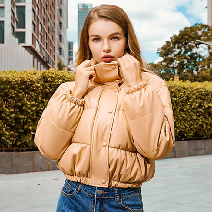 ELENA | Trendy Kort PU Leren Winterjas voor Dames - Luxe en Warme Zwarte Cotton Padded Parka met Ritsdetail